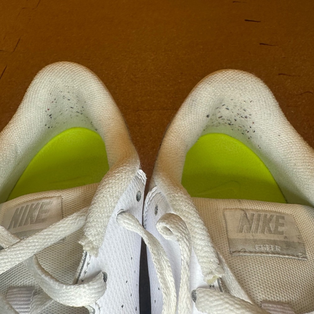 Nike Cheer Sideline IV Womens White Cheerleading Shoes 943790-100 Size 7.5 - Picture 10 of 11